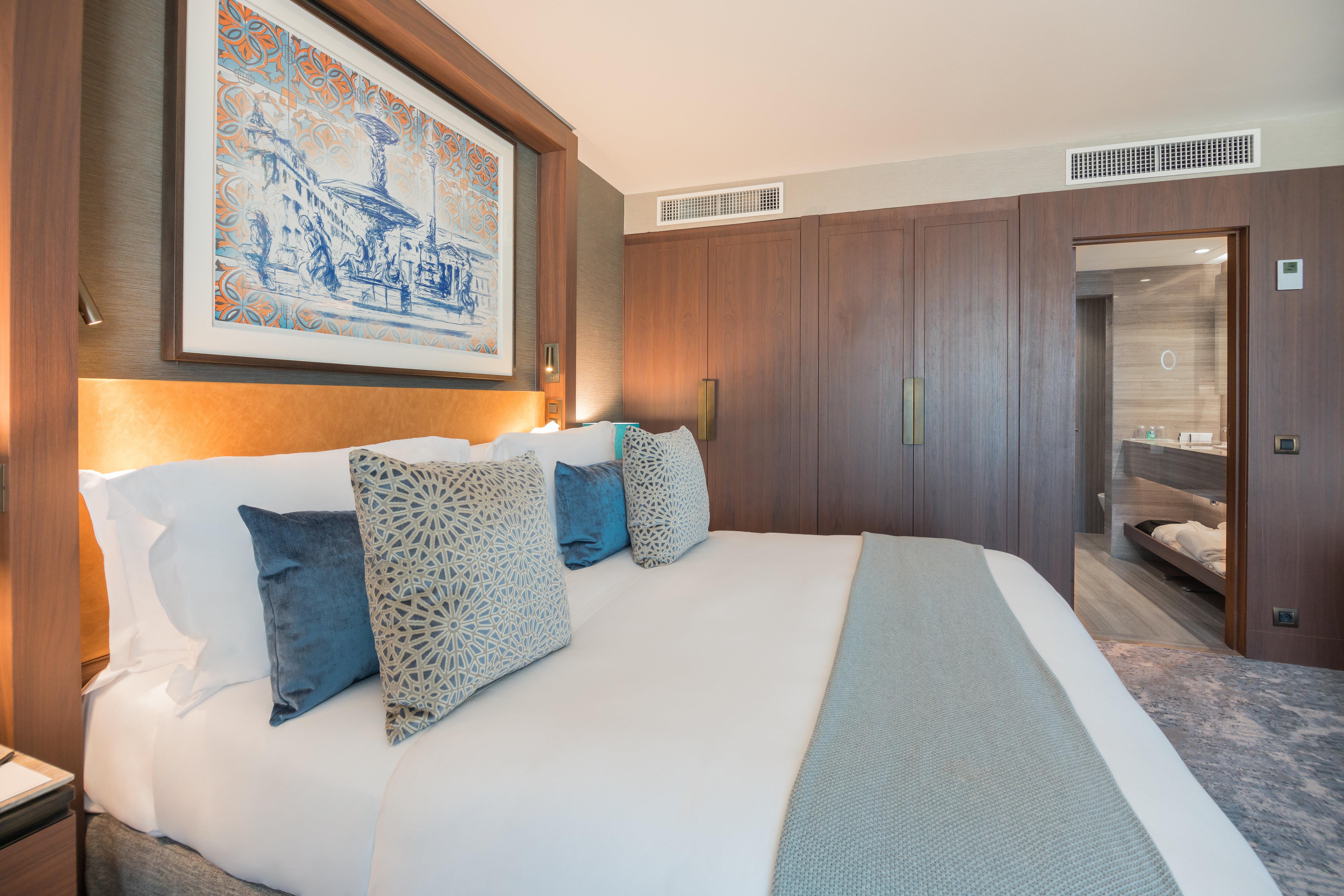 インターコンチネンタル リスボン エクステリア 写真 A bedroom at the hotel