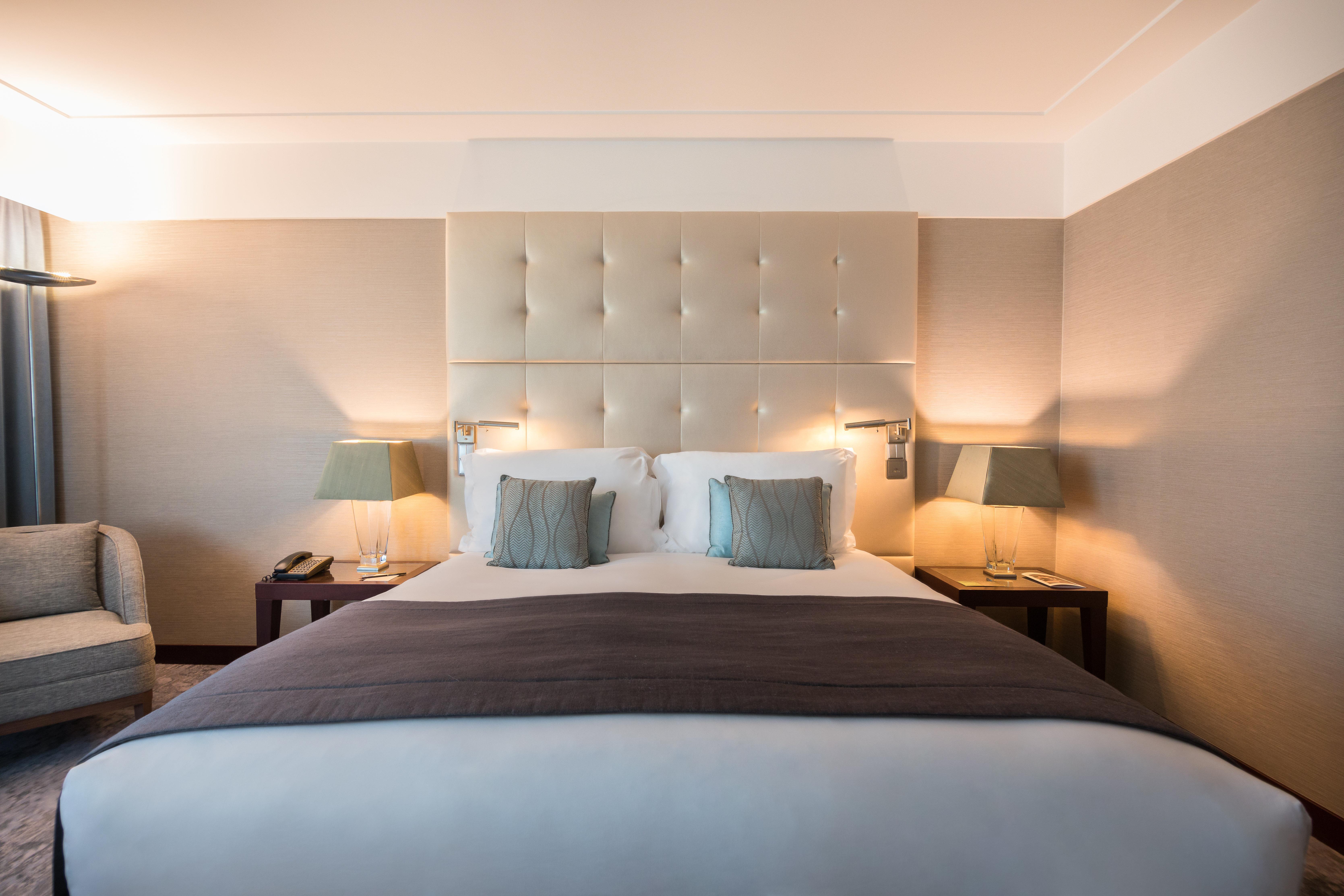 インターコンチネンタル リスボン エクステリア 写真 A bedroom at the hotel
