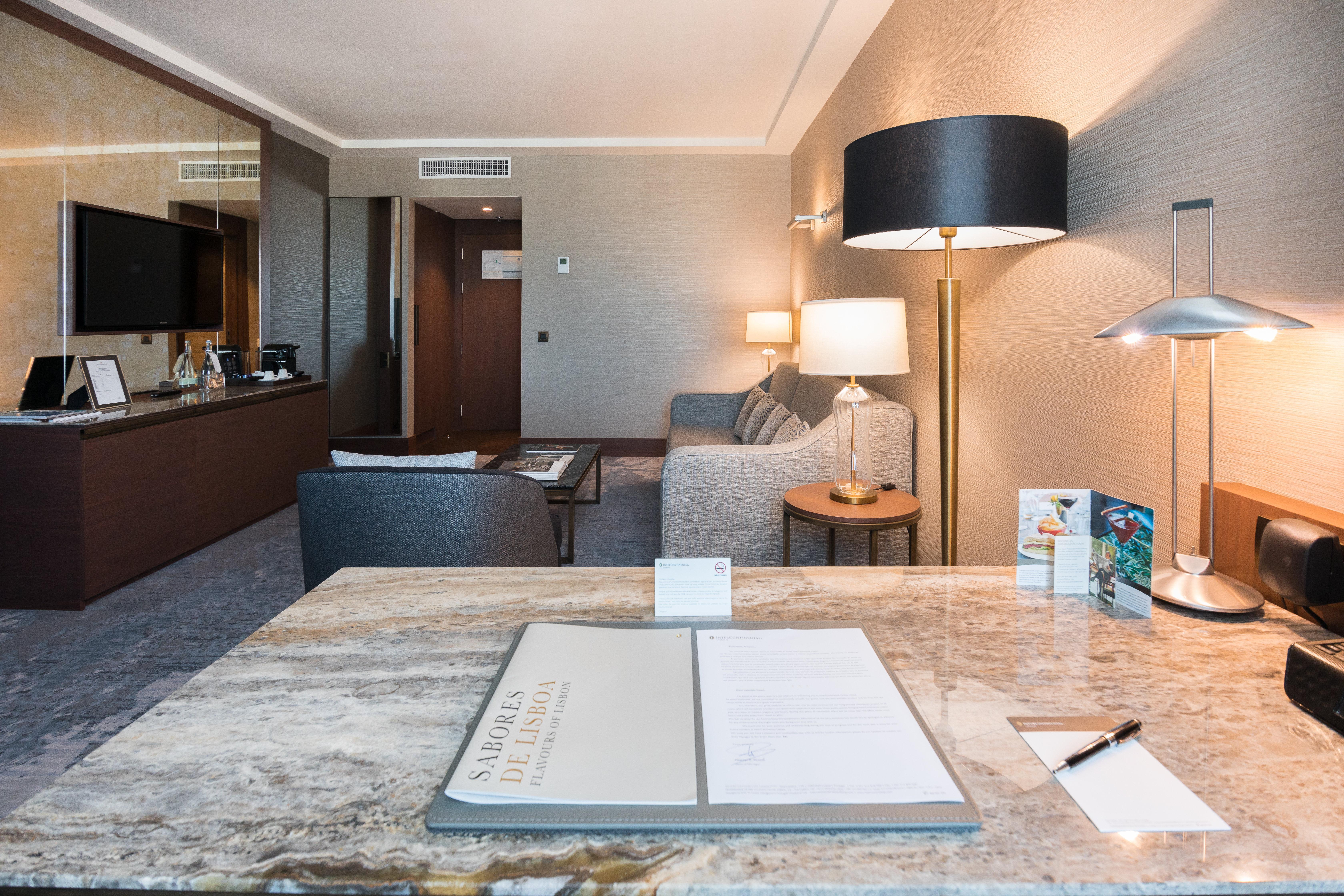 インターコンチネンタル リスボン エクステリア 写真 A guest room at the hotel